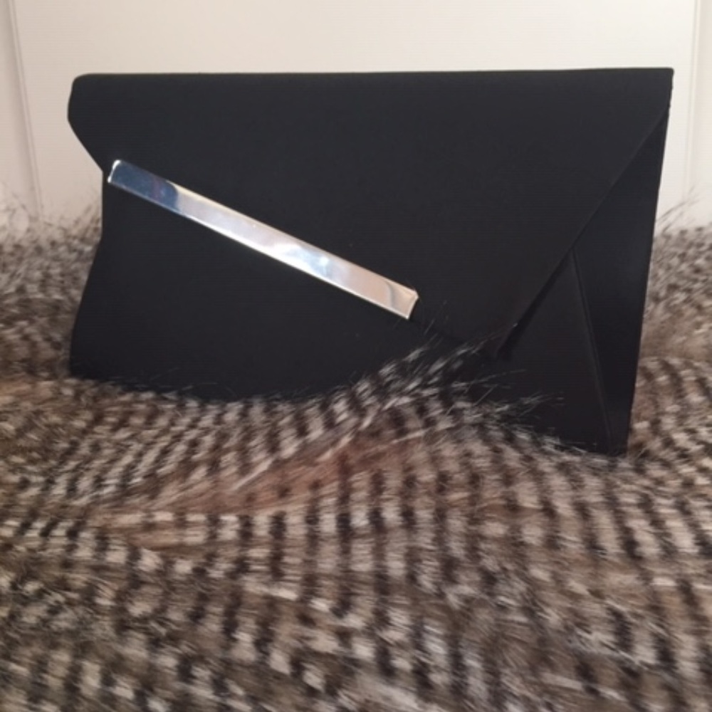 Black Clutch